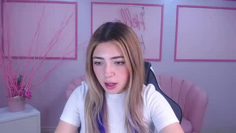 channel_blonde_a online show from 12-21-24, 04:57