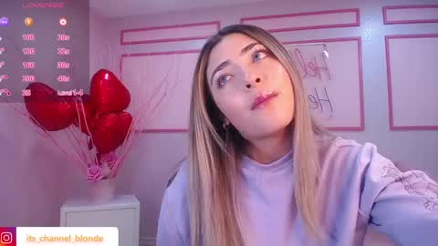 channel_blonde_a online show from 02-11-25, 07:59