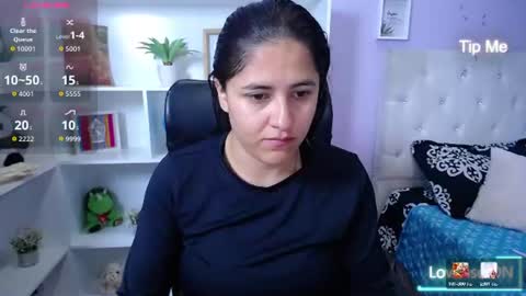 Snapshot of chantal_adams0 chatting on 06-15-26, 01:35 chantal online show from 06-15-26, 01:35