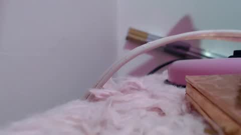Snapshot of chantal_fuck chatting on 09-15-25, 01:44 chantal_fuck online show from 09-15-25, 01:44