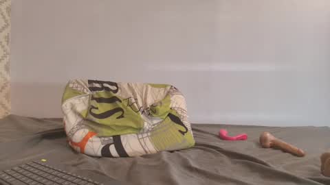 Raquel  online show from 02-22-25, 06:19