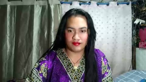 Snapshot of chantalmaexx chatting on 05-12-26, 02:03 CHANTAL online show from 05-12-26, 02:03