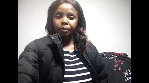 Snapshot of chante665 chatting on 05-05-26, 10:34 chante665 online show from 05-05-26, 10:34