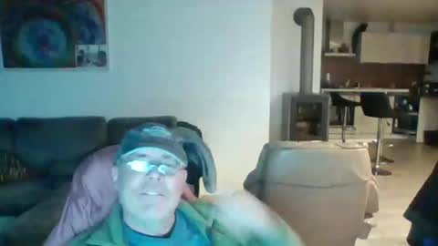 charles6064 online show from 01-02-25, 03:40