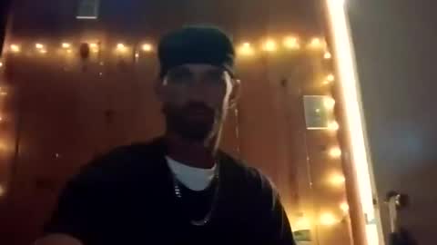 charlesb13 online show from 05-17-26, 12:41