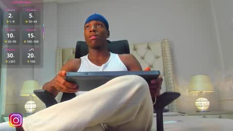 Snapshot of charlesbrown_ chatting on 09-22-25, 08:33 charlesbrown_ online show from 09-22-25, 08:33