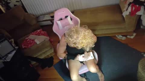 Charli online show from 01-28-25, 01:39