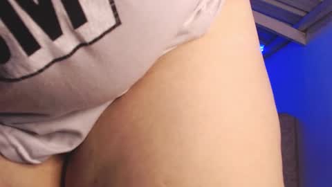 Snapshot of charlie_baker_ chatting on 12-07-24, 12:19 . . online show from 12-07-24, 12:19