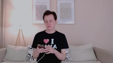 Snapshot of charlie_madison1 chatting on 11-09-25, 05:33 Charley online show from 11-09-25, 05:33