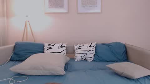 Snapshot of charlie_madison1 chatting on 11-15-25, 04:58 Charley online show from 11-15-25, 04:58