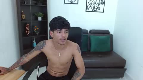 Snapshot of charlie_oconnor chatting on 01-30-25, 09:47 Charlie oconnor online show from 01-30-25, 09:47