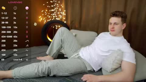 Charlie Smiley online show from 04-14-26, 01:22