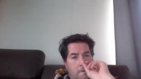I am Charlie online show from 05-13-26, 01:52