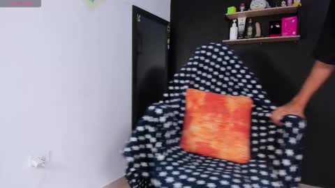 Charles Russo online show from 02-08-26, 03:04