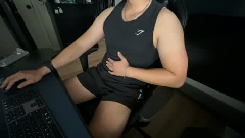 Snapshot of charliekkw chatting on 07-05-26, 04:47 charliekkw online show from 07-05-26, 04:47
