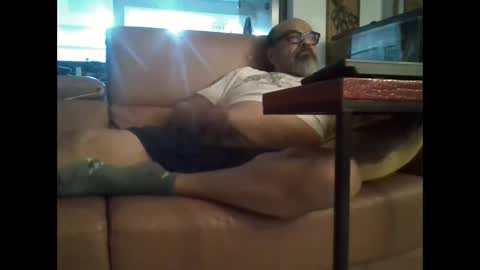 charlieo1953 online show from 02-05-25, 08:00