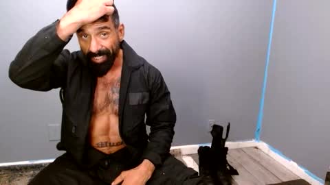 Snapshot of charlieprospect chatting on 11-20-25, 01:39 Charlie Prospect online show from 11-20-25, 01:39