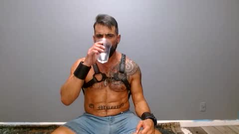 Snapshot of charlieprospect chatting on 11-30-25, 03:10 Charlie Prospect online show from 11-30-25, 03:10