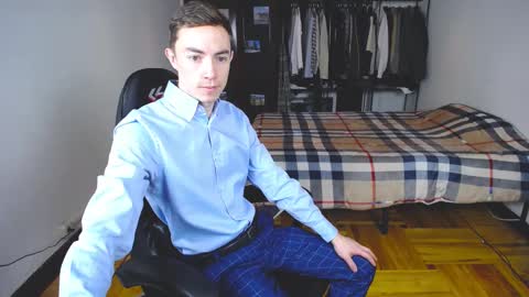 carlos reyes online show from 02-12-25, 07:55