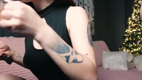 Snapshot of charliestormm chatting on 01-11-25, 01:48 charliestormm online show from 01-11-25, 01:48