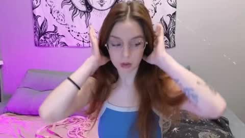 Snapshot of charliestormm chatting on 11-12-25, 09:36 charliestormm online show from 11-12-25, 09:36