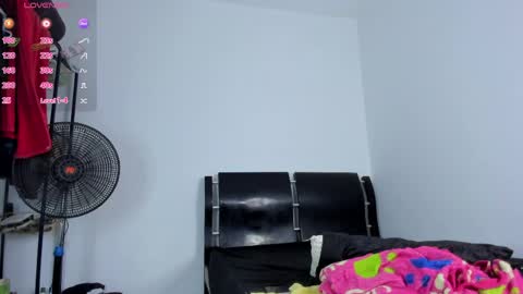 Snapshot of charlietaylorr__ chatting on 05-15-26, 11:45 Charlie online show from 05-15-26, 11:45