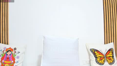 Snapshot of charlize_aniston2 chatting on 05-05-26, 06:16 Charlize online show from 05-05-26, 06:16