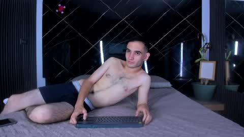 Snapshot of charlizee_23 chatting on 05-16-26, 12:04 Charlize online show from 05-16-26, 12:04