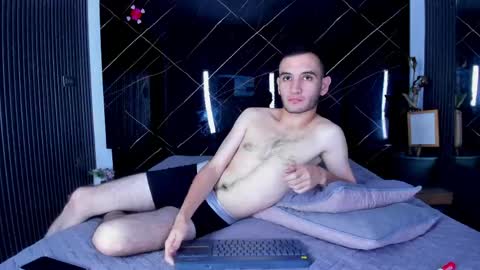 Snapshot of charlizee_23 chatting on 05-20-26, 11:38 Charlize online show from 05-20-26, 11:38
