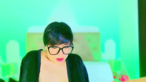 Snapshot of charlootteevans chatting on 10-01-25, 03:12 Charloott Evans online show from 10-01-25, 03:12