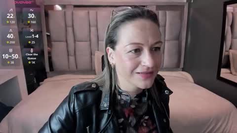 Charlot milf online show from 10-03-25, 12:02