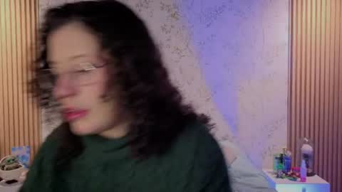 Snapshot of charlote__miller chatting on 06-30-26, 11:44 You honey online show from 06-30-26, 11:44