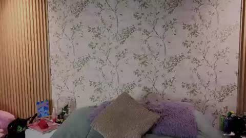 Snapshot of charlote__miller chatting on 07-04-26, 11:49 You honey online show from 07-04-26, 11:49
