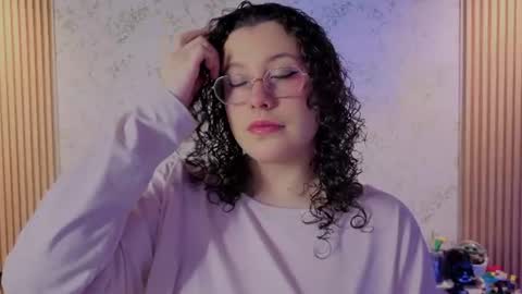 Snapshot of charlote__miller chatting on 07-07-26, 11:36 You honey online show from 07-07-26, 11:36