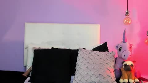 Char 3 online show from 09-15-25, 03:56