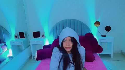 Snapshot of charlotte_0309 chatting on 02-13-26, 05:47 charlotte online show from 02-13-26, 05:47