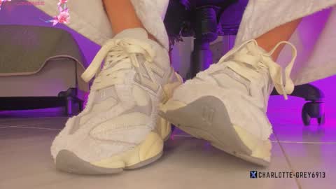 charlotte  grey online show from 03-04-26, 08:26