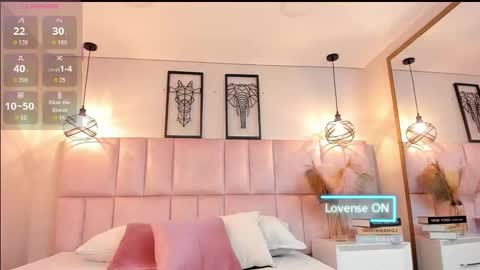 Daniela online show from 11-28-25, 03:42