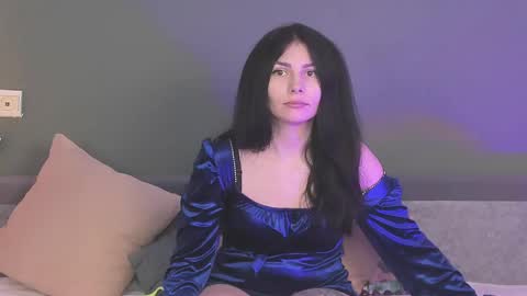 Charlotte online show from 02-01-25, 04:24