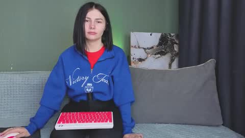 Charlotte online show from 09-14-25, 04:11