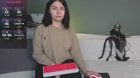 Charlotte online show from 10-20-25, 04:13