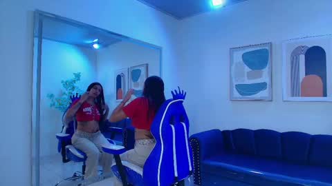 Snapshot of charlotte_etthan chatting on 03-04-25, 03:33 Charlotte online show from 03-04-25, 03:33