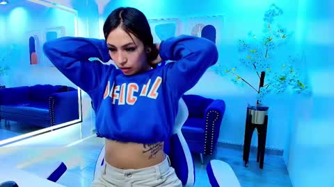 Snapshot of charlotte_etthan chatting on 09-13-25, 03:50 Charlotte online show from 09-13-25, 03:50