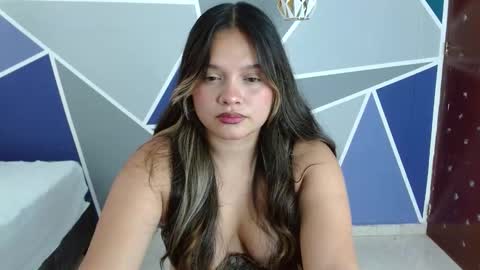 Snapshot of charlotte_greyx chatting on 10-02-25, 05:42 Charlotte online show from 10-02-25, 05:42