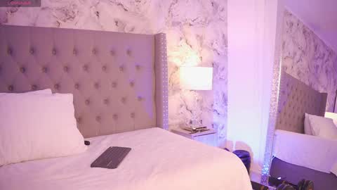 Charlotte online show from 04-10-26, 02:39