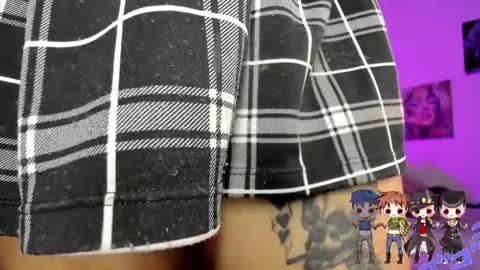 Charlie  online show from 10-31-25, 04:02