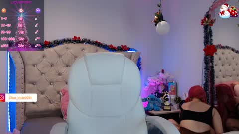 Snapshot of charlotte_jones__1 chatting on 12-29-24, 11:40 Charlotte online show from 12-29-24, 11:40