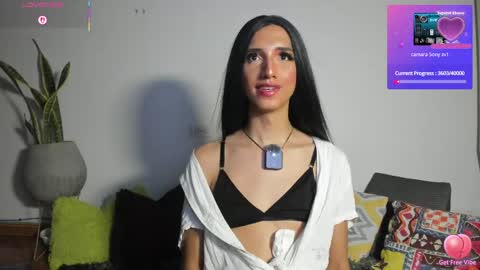Charlotte Laurent online show from 05-15-26, 12:28