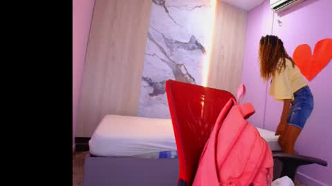 CHARLOTTE online show from 03-12-25, 11:31