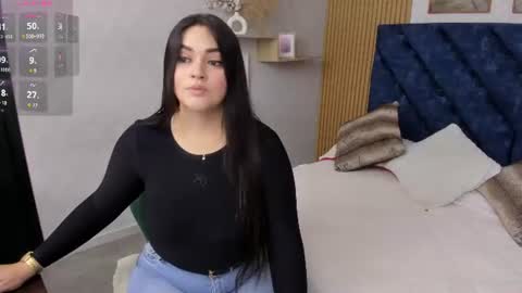Snapshot of charlotte_mayers chatting on 06-26-26, 11:25 Charlotte Mayers online show from 06-26-26, 11:25
